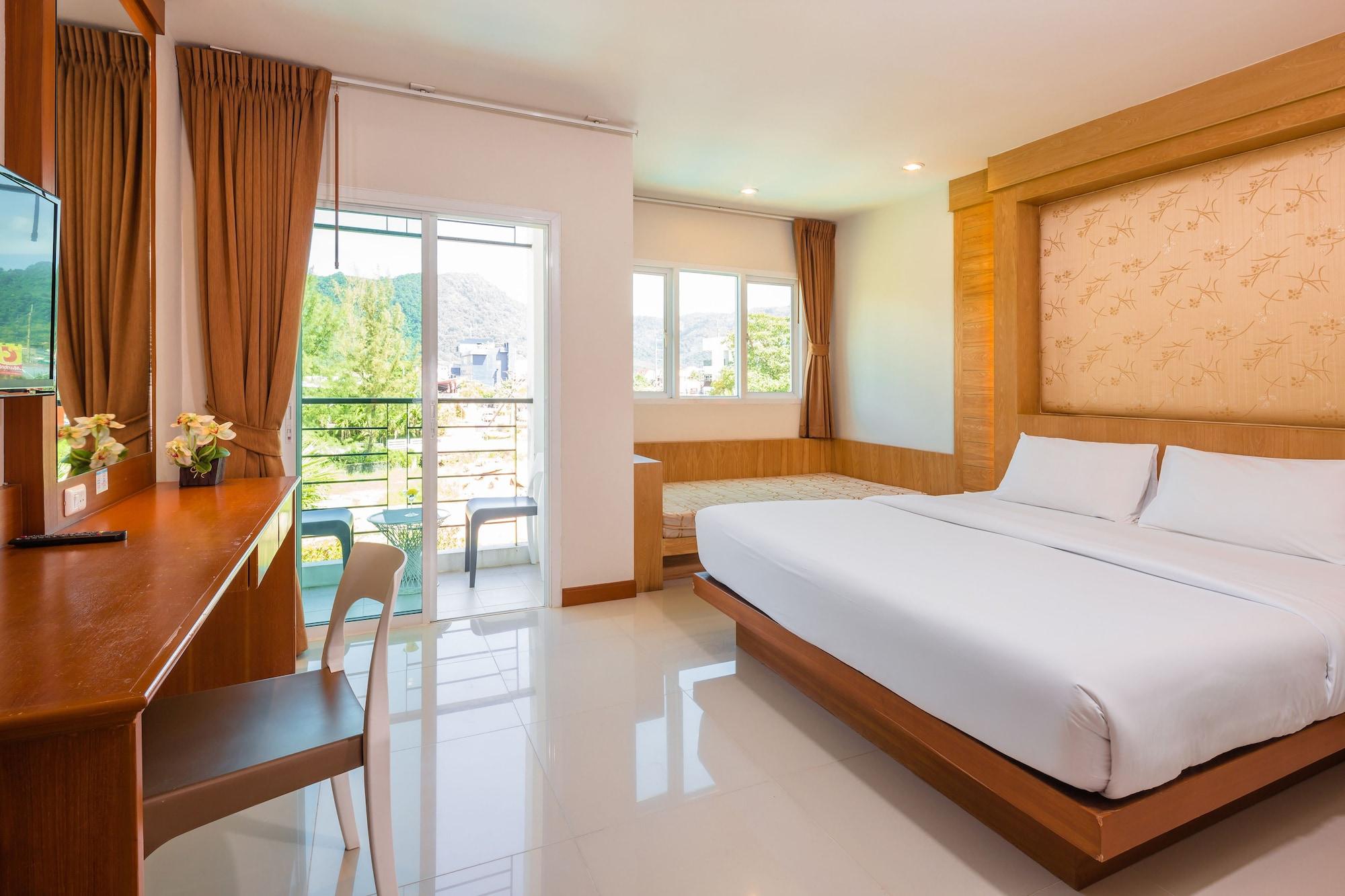 Sungthong Kamala Beach Resort Buitenkant foto