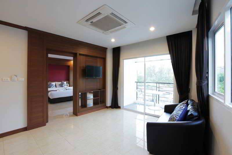 Sungthong Kamala Beach Resort Buitenkant foto
