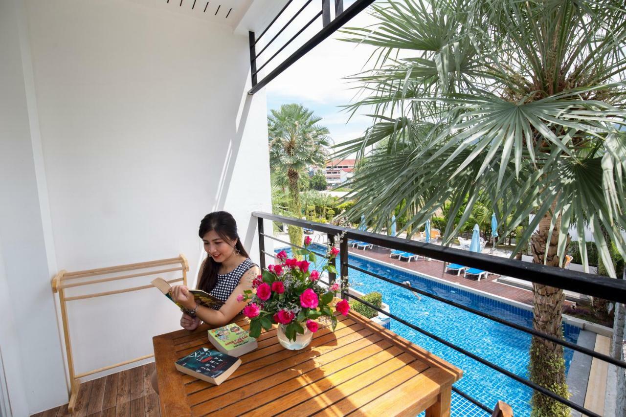 Sungthong Kamala Beach Resort Buitenkant foto